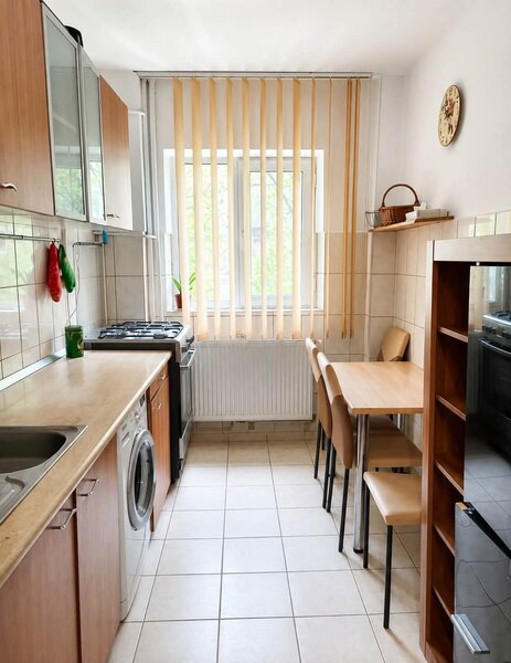 Crangasi, la 10 m Apartament 2 camere, 54 mp, mobilat si utilat, etaj 2/8